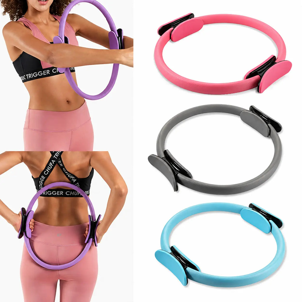 Cercle de pilates utilisé pour tonifier le corps avec plusieurs modèles colorés d’anneaux fitness